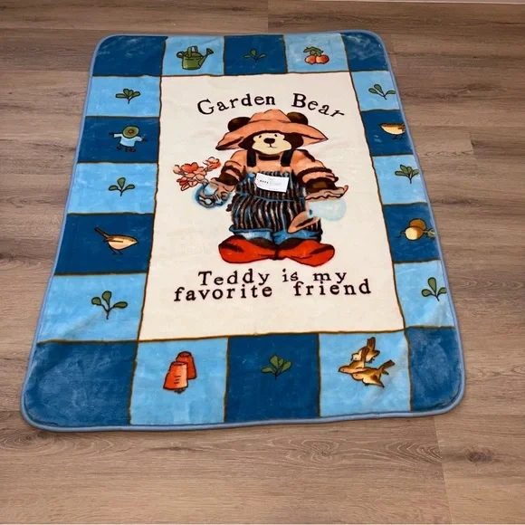 KOYO Fleece Throw Baby Blanket Garden Teddy Bear Favorite Friend Plush 39x54 NWT - Picture 7 of 12